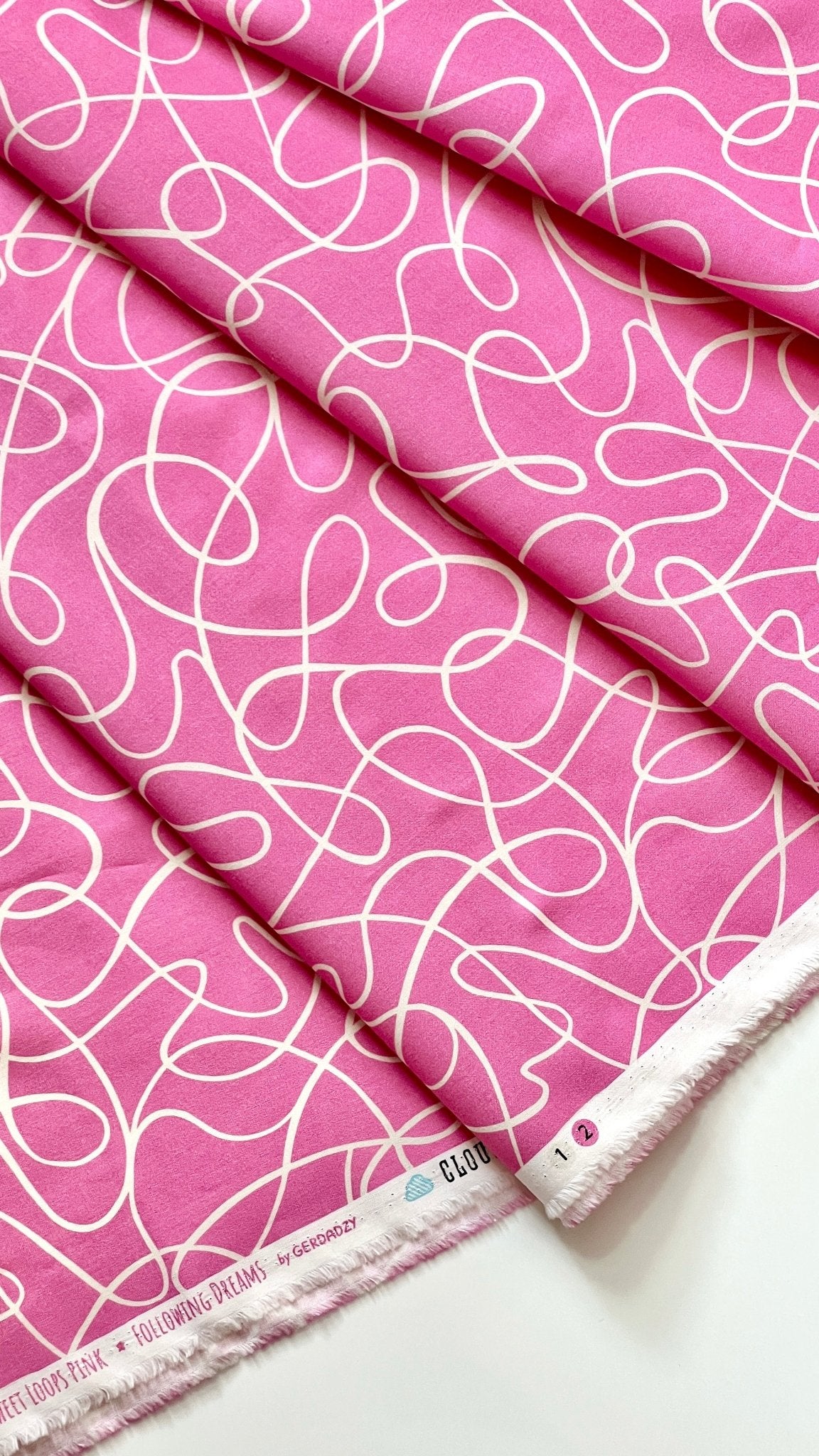 Sweet Loops - Pink - Following Dreams - Gerdadzy - Cloud 9 Fabrics - Poplin - Simplifi Fabric