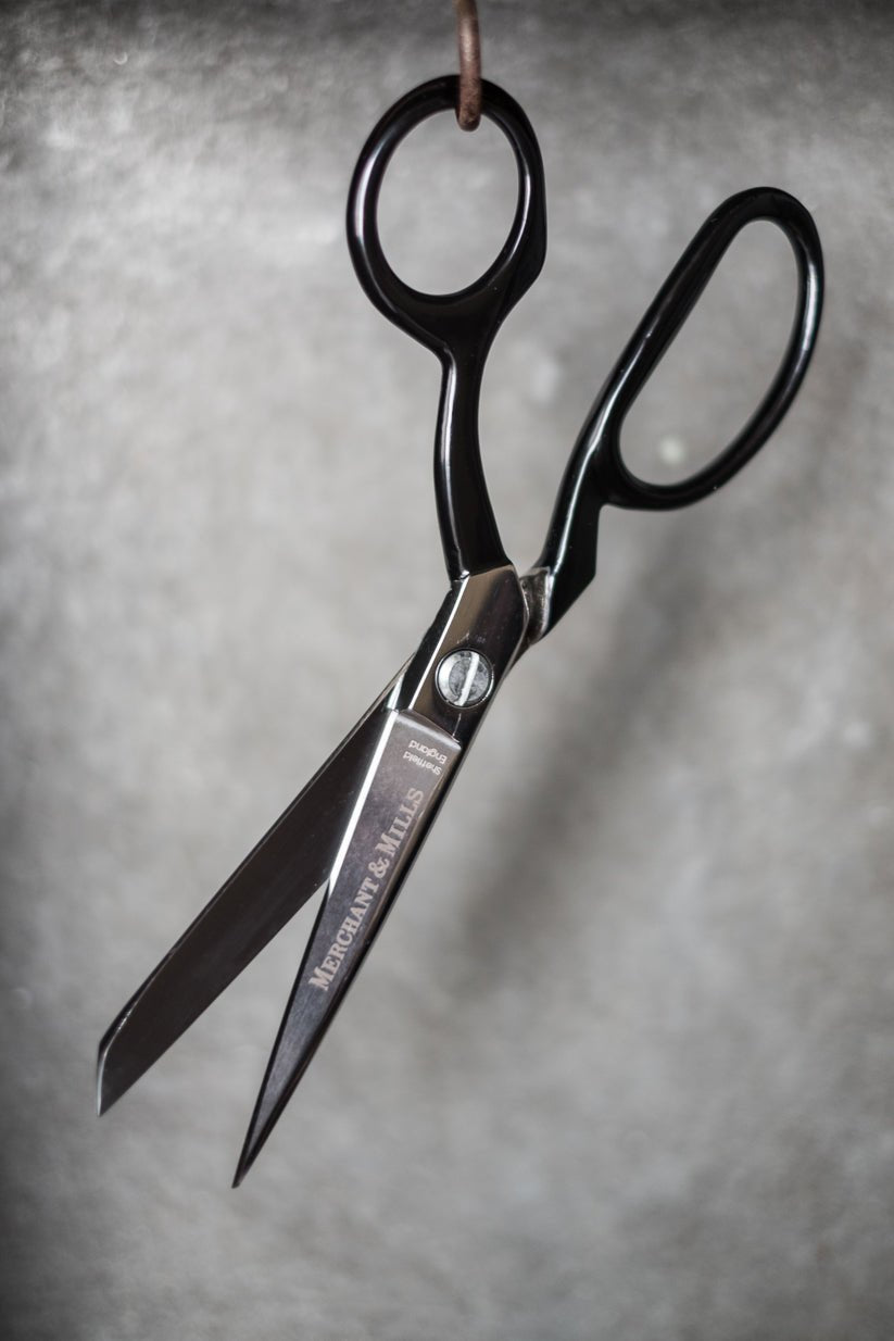 Tailor's 8" Scissors - Merchant & Mills - Simplifi Fabric