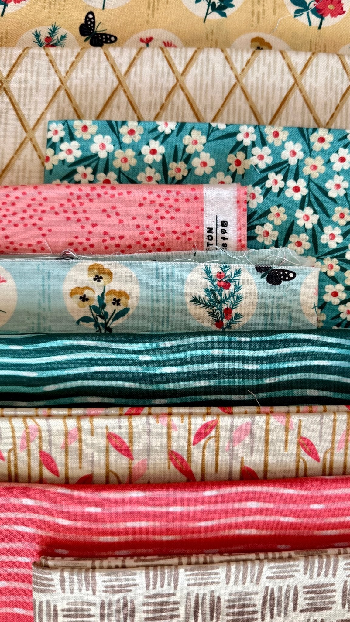 Taking Flight - Garden Walks - Ann Gardner - Cloud 9 Fabrics - Poplin - Simplifi Fabric