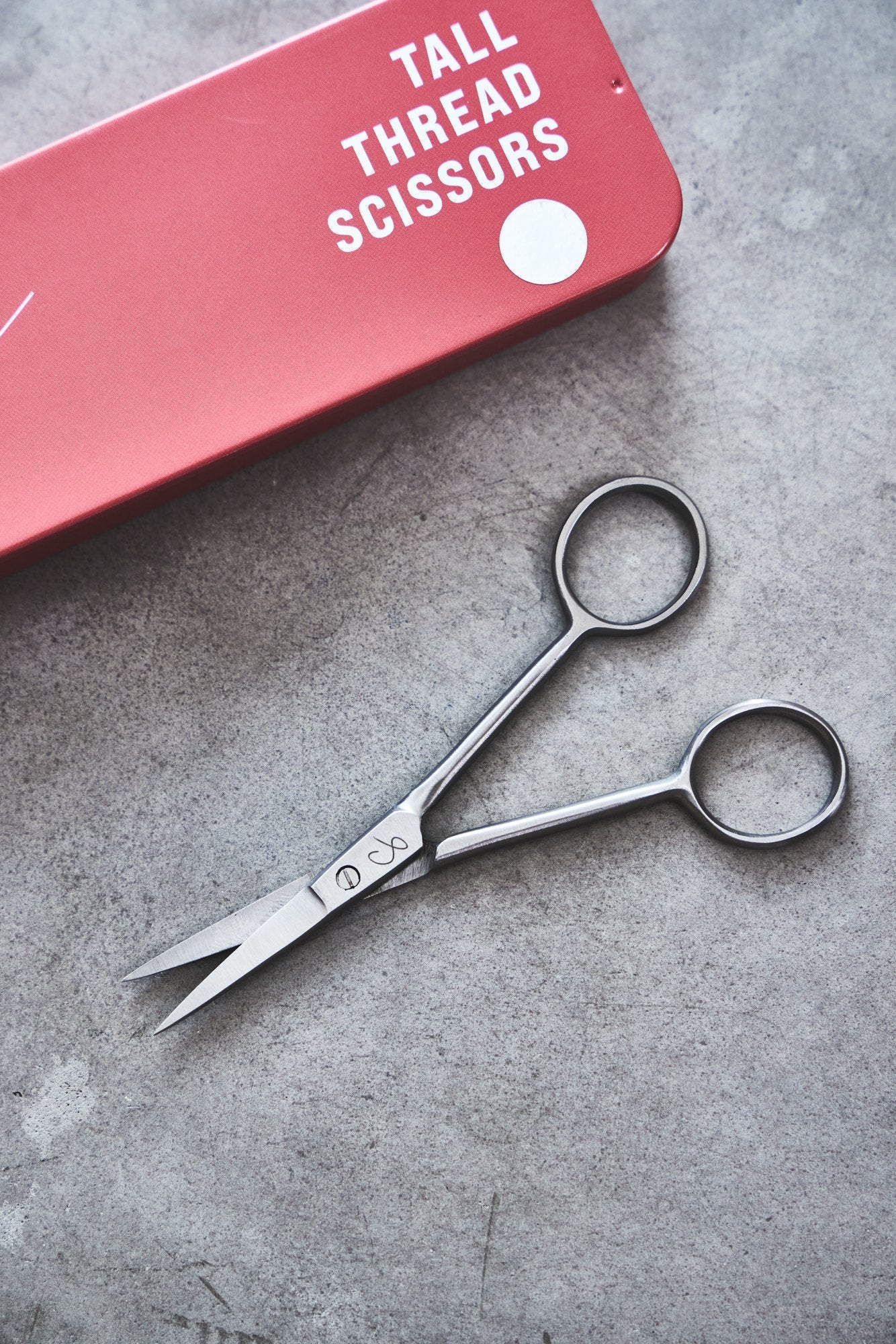 Tall Thread Scissors - Black or Steel - Sewply - Simplifi Fabric