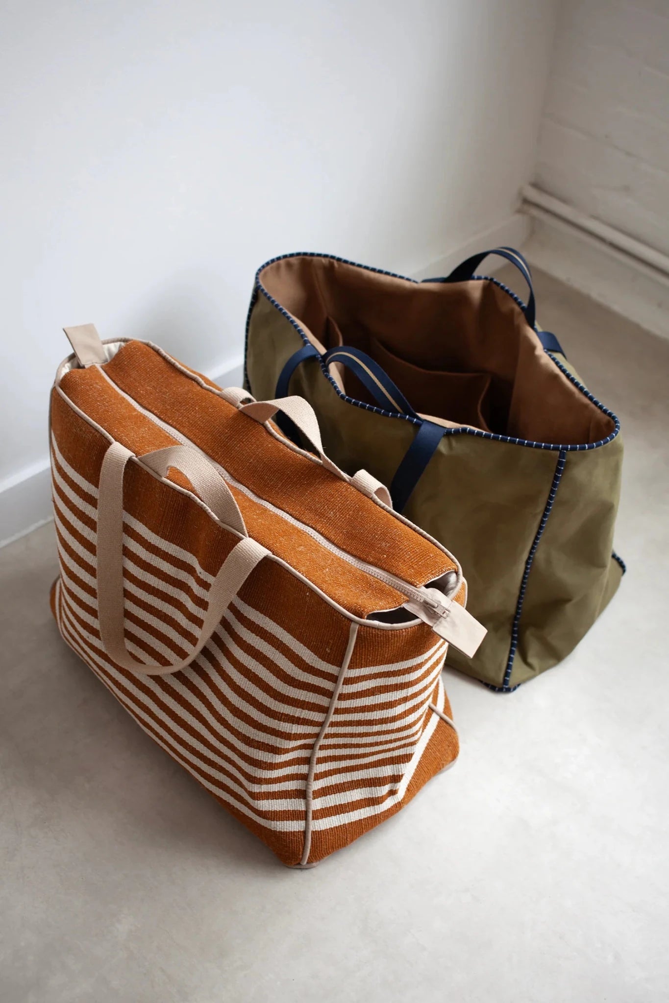 The Away Tote PDF Pattern - Modern Sewing Co. - Simplifi Fabric