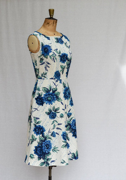 The Barcelona Dress Paper Sewing Pattern - Maven Sewing Patterns - Simplifi Fabric