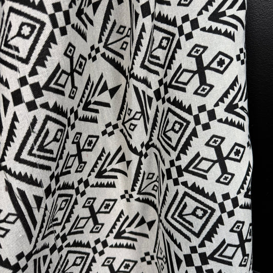 The Compass Weave - Jacquard Tapestry - Black/White - Simplifi Fabric