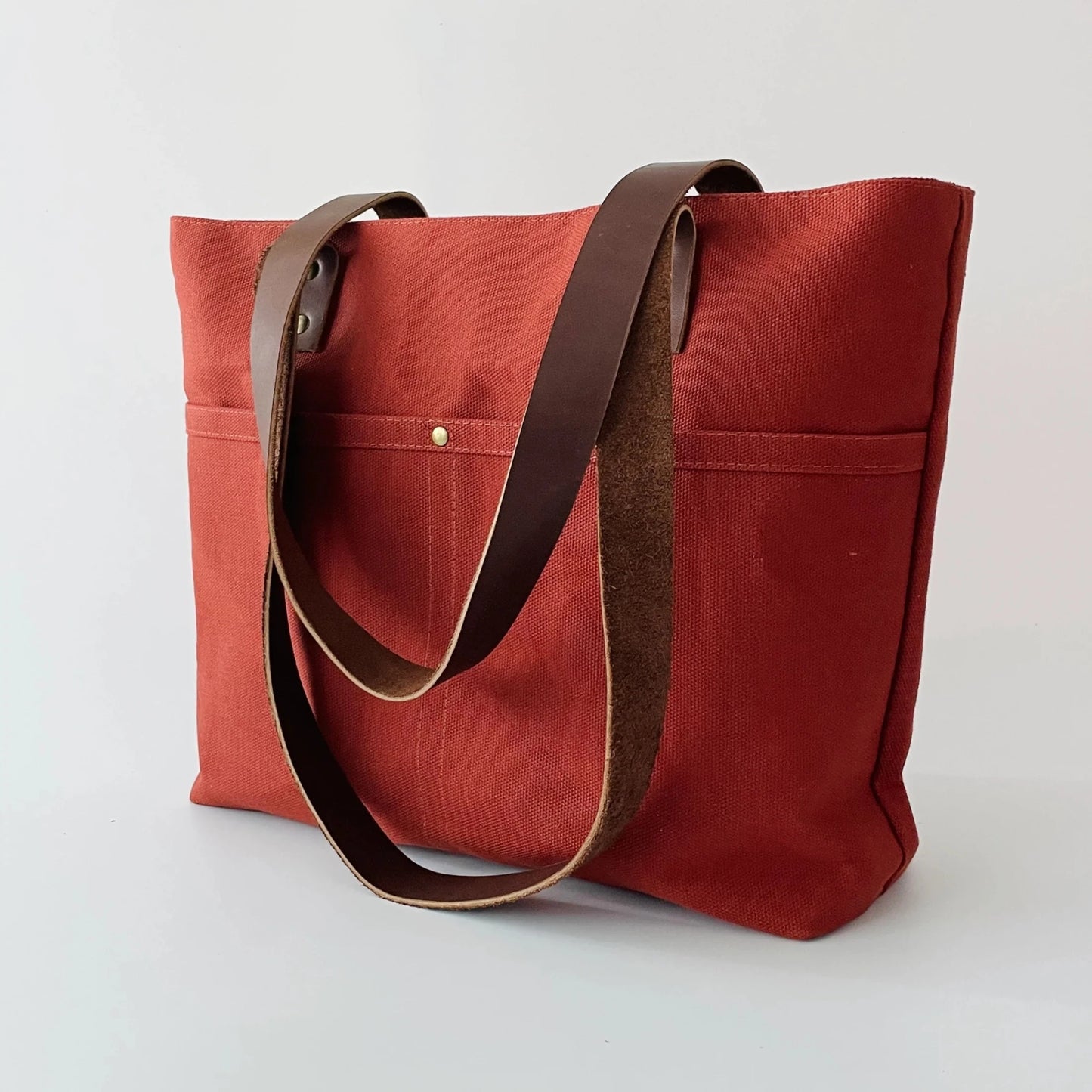 The Dundurn Tote - Paper Pattern - Hammerstitch - Simplifi Fabric