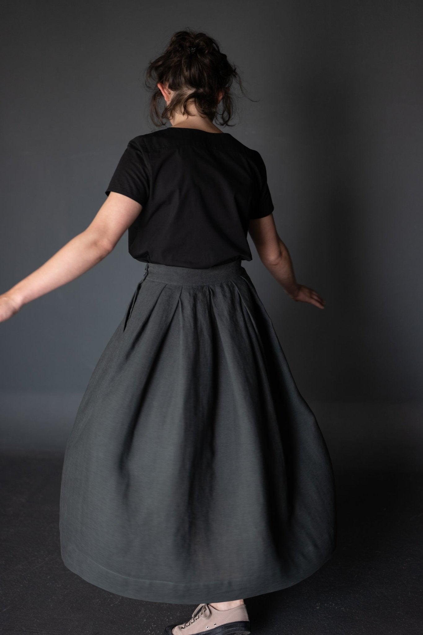 The Shepherd (Pleated A - Line Skirt) Womens Pattern - Merchant & Mills - Simplifi Fabric