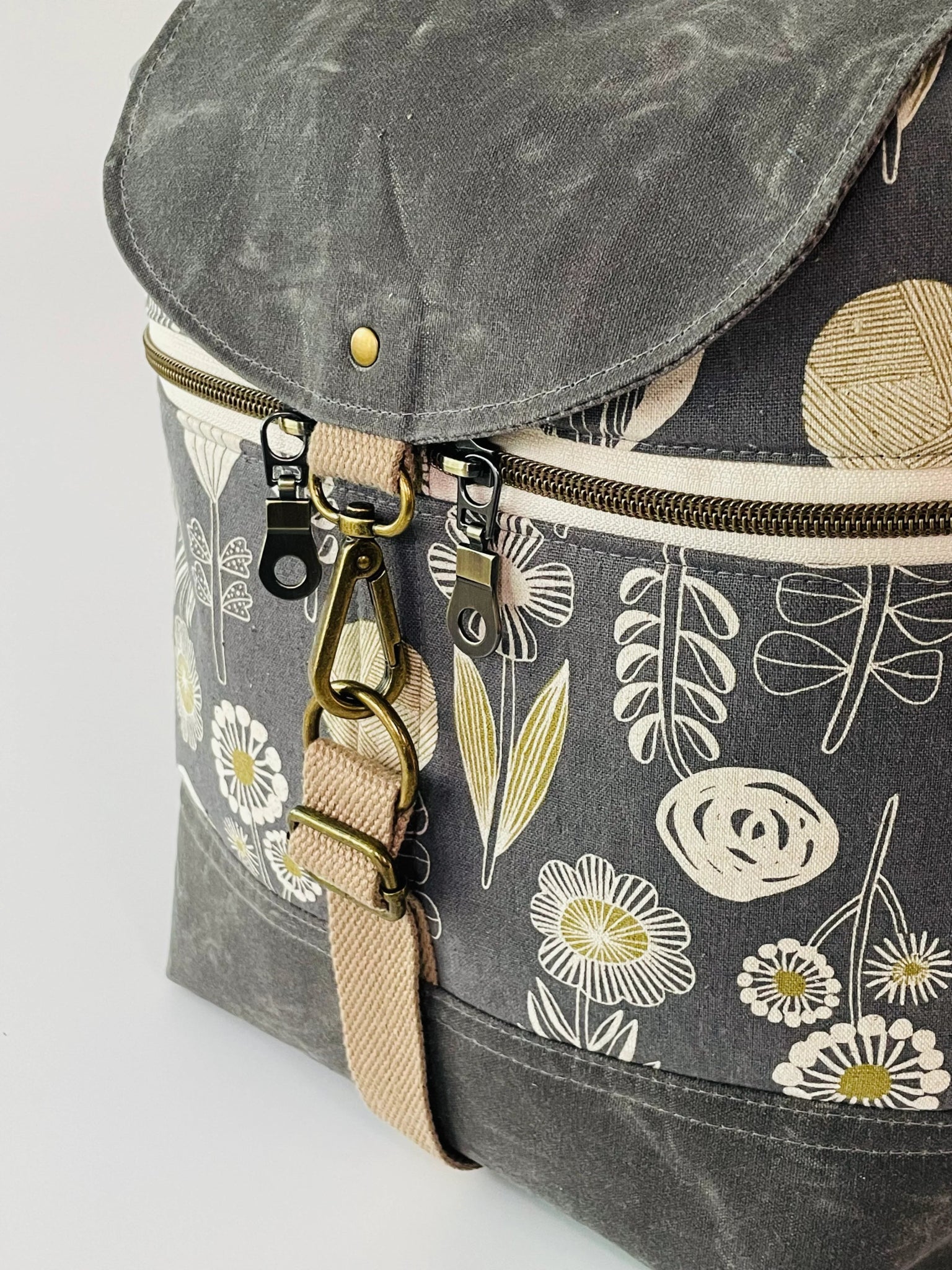 The Wabana Backpack - Paper Pattern - Hammerstitch - Simplifi Fabric