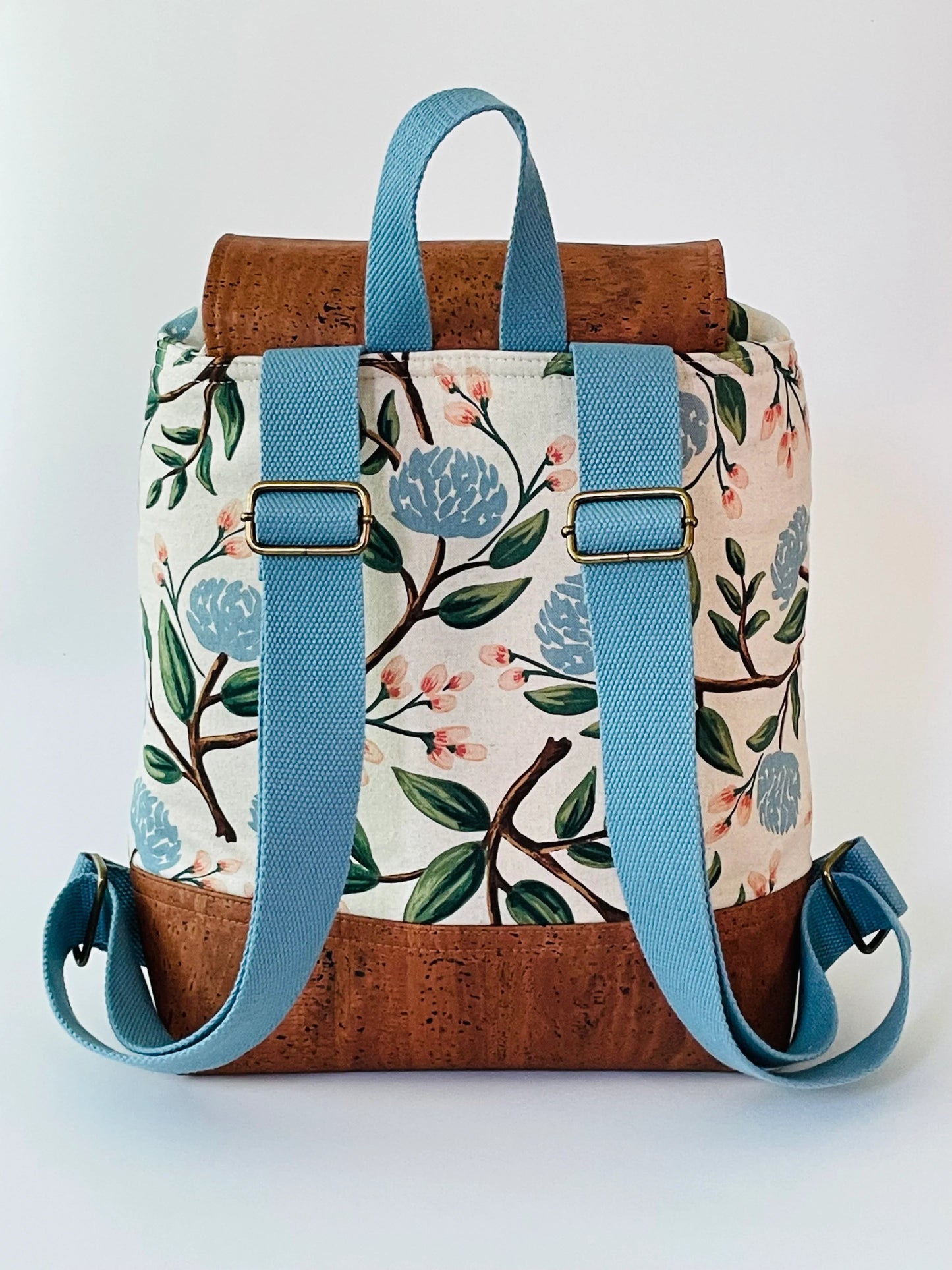 The Wabana Backpack - Paper Pattern - Hammerstitch - Simplifi Fabric