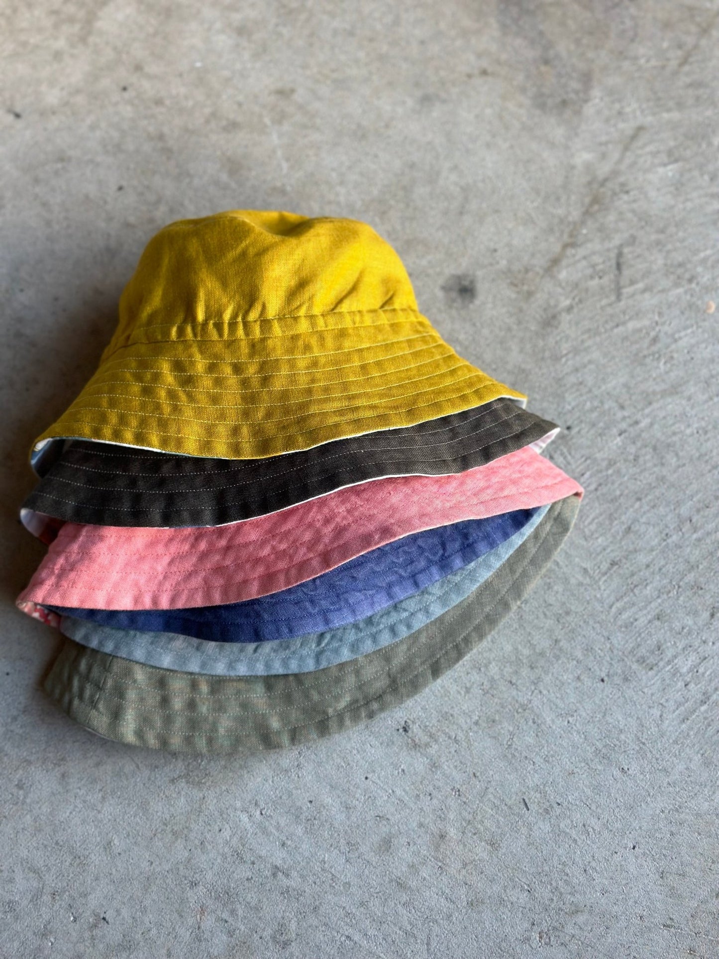 Timo Reversible Bucket Hat (6mo - 12yrs) PDF Sewing Pattern - Atelier Mimito - Simplifi Fabric