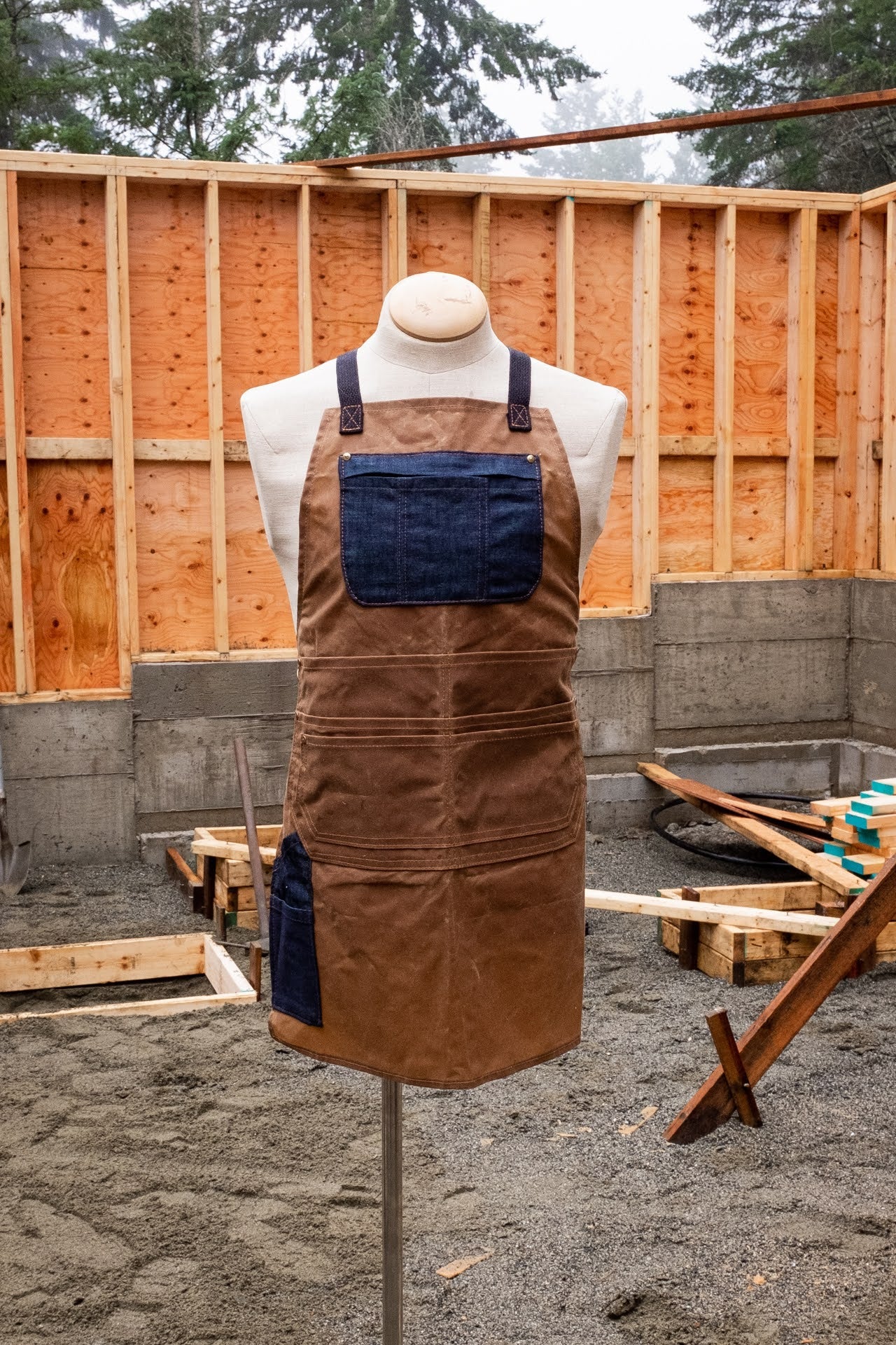 Woodhaven Apron PDF Sewing Pattern - Thread Theory - Simplifi Fabric