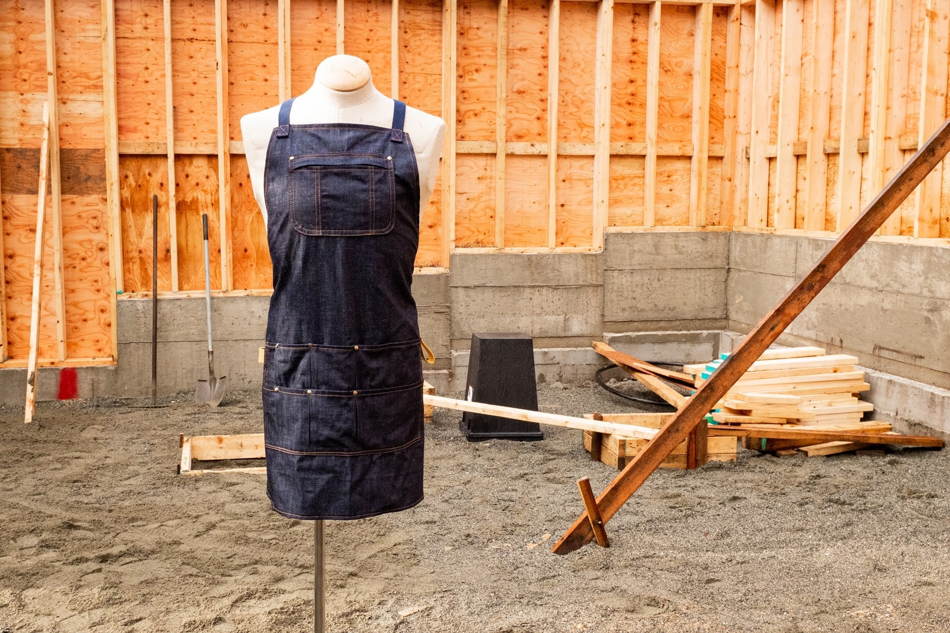 Woodhaven Apron PDF Sewing Pattern - Thread Theory - Simplifi Fabric